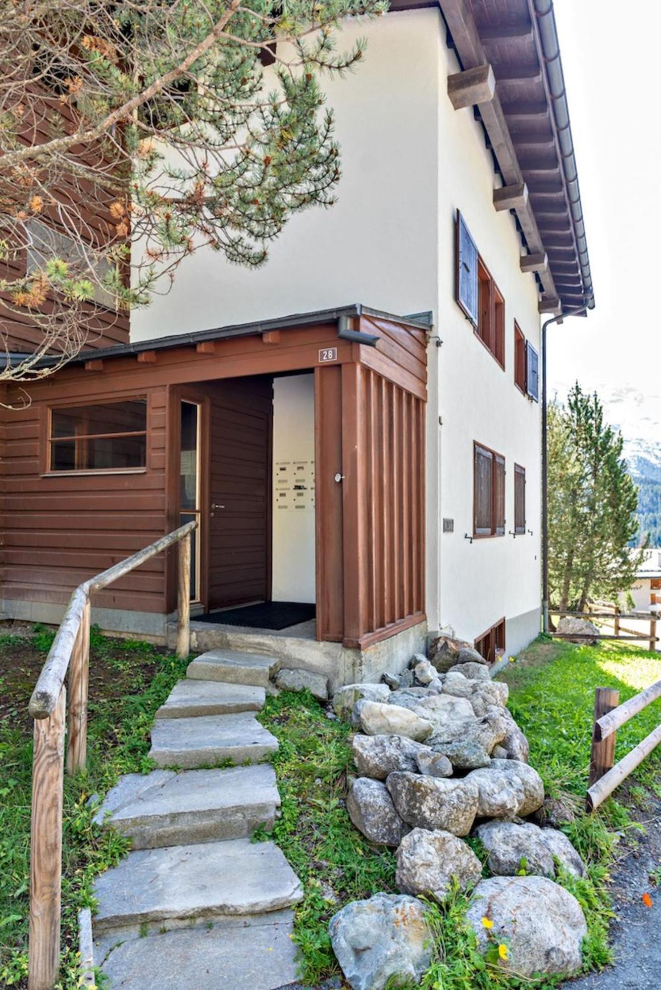 Chesa Trisur - Celerina Apartment Celerina/Schlarigna ภายนอก รูปภาพ